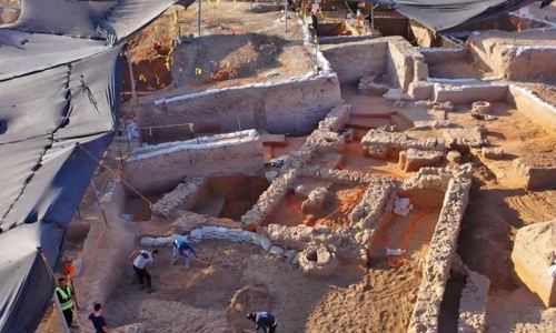 אתר החפירה שבו התגלה הקליע | צילום​​: אמיל אלג'ם, רשות העתיקות